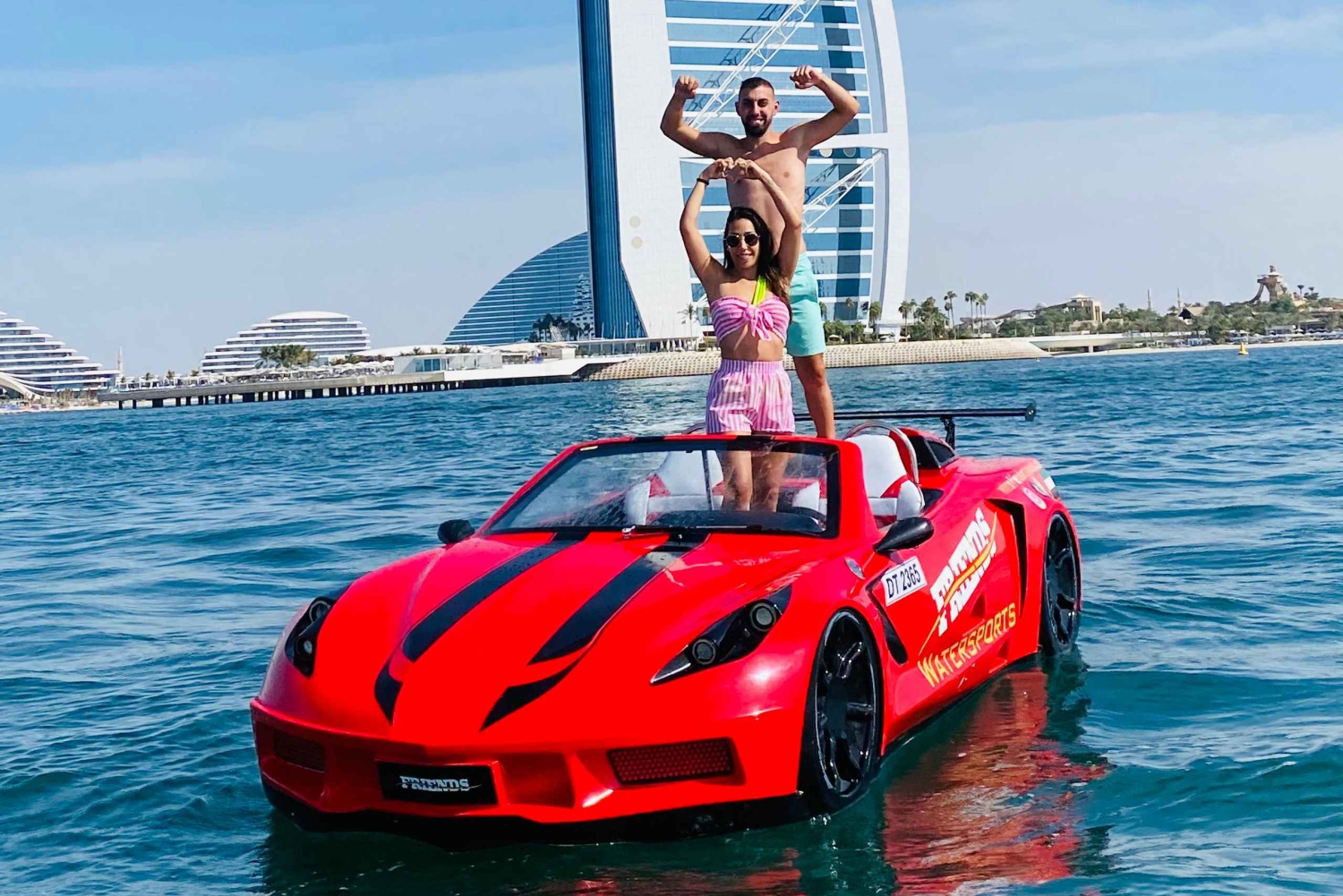 Dubai: Jet Car naar Burj Al Arab met ontbijt en frisdrank