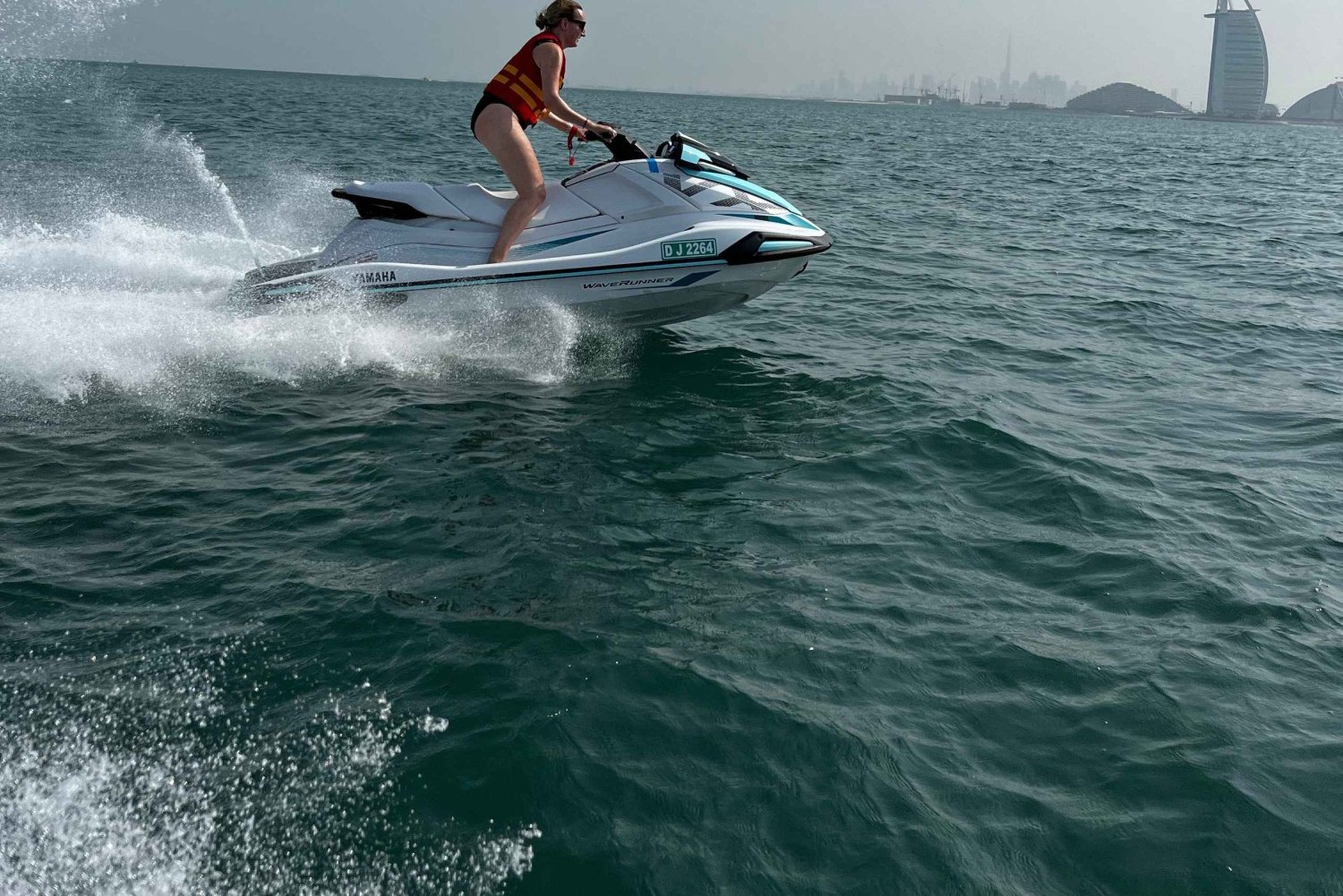 Dubai: Jet Ski Tour with Photos, Pizza, and Drinks