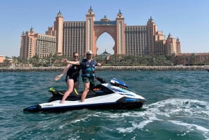 Дубай: поездка на гидроцикле в Атлантис с видео, фотографиями и мороженым