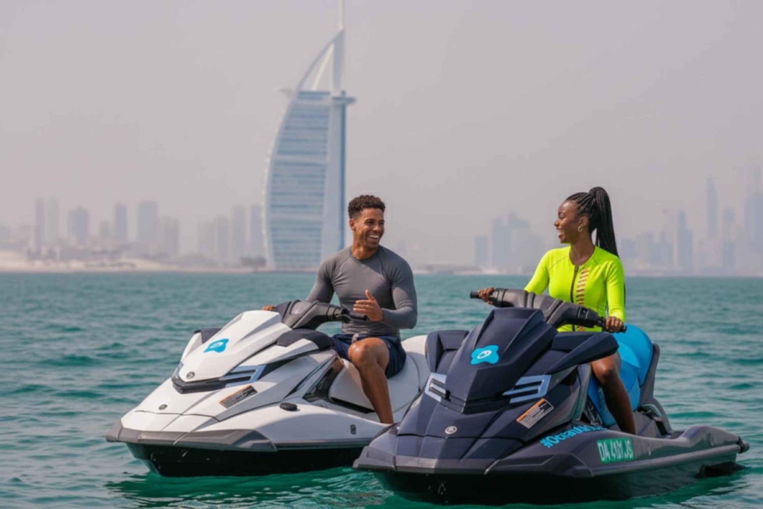 Dubai: Jetski, Burj Khalifa, Burj Al Arab, succhi di frutta e foto