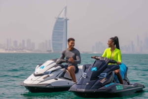 Dubai: Jetski, Burj Khalifa, Burj Al Arab, succhi di frutta e foto