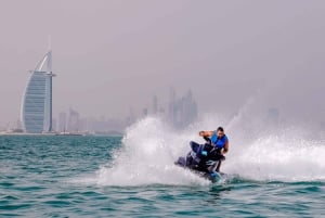 Dubai: Jetski, Burj Khalifa, Burj Al Arab, succhi di frutta e foto