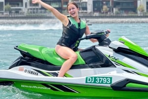 Dubai: tour in moto d'acqua a Dubai Eye, JBR, Palm e Burj Al Arab
