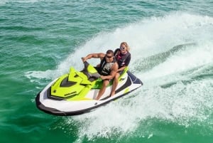 Dubai: aluguel de jet ski na praia de Jumeirah para até 2 pessoas