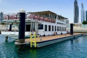 Dubai: Luxury Canal Cruise with Buffet Dinner and Drinks