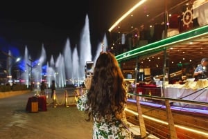 Dubai: Ylellinen illallisristeily kanavalla valinnaisilla kuljetuksilla