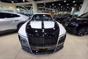 Dubai: Luxusauto-Showroom-Tour mit Rückfahrt zur Dubai Mall