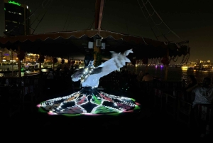 Dubai: Luksusbådtur med middag og livemusik