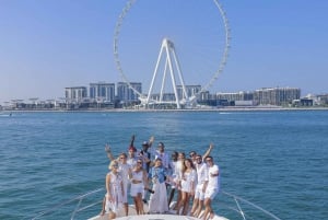 Dubai Waves & Dunes: Luxury Yacht Cruise w/ Red Dunes Safari