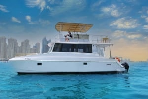 Dubai: Luxury Sightseeing Cruise with Food and Drinks