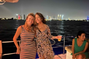 Dubai: Lyxig sightseeingkryssning med mat och dryck