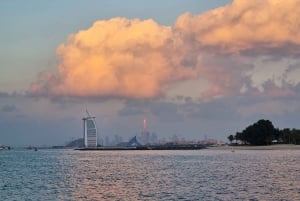 Dubai: Luxuriöse Sightseeing-Kreuzfahrt mit Essen und Getränken