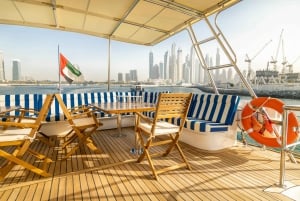 Luxury Yacht Dubai: 118ft (+1 hour free) offer till Sep15
