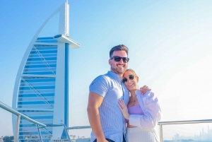 Dubai: Luxury Yacht Tour with Options to Add a BBQ Lunch