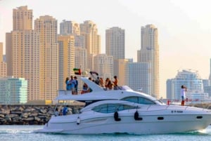 Dubai: Luxury Yacht Tour with Wonder Bus Tour on land & Sea