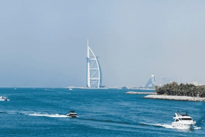 Dubai: Luxury Yacht Tour with Wonder Bus Tour on land & Sea