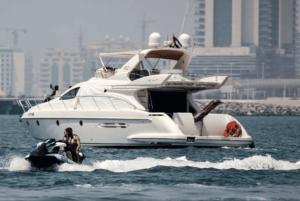 Dubai: Luxury Yacht Tour with Wonder Bus Tour on land & Sea