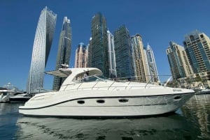 Dubai Marina: 2-Hour Mini Yacht Ride