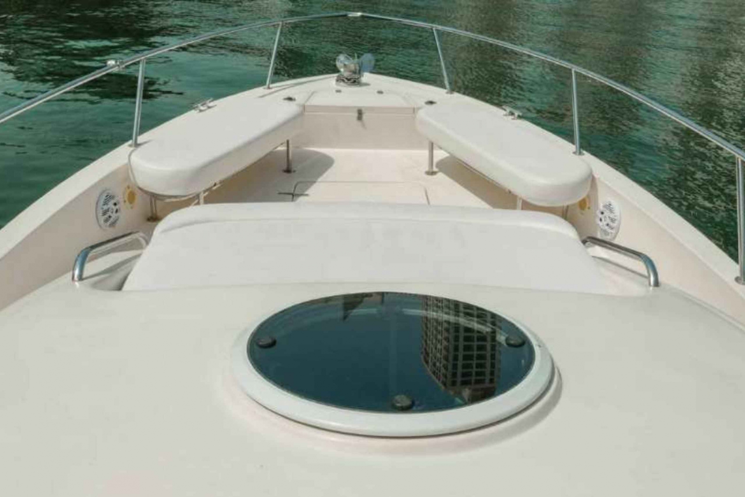 Dubai Marina: 34ft Boat Ride (Capacity : 10 Guest)