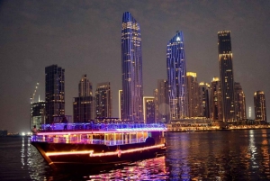 Croisière en boutre à Dubaï Marina : dîner buffet et divertissement en direct