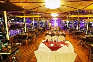 Croisière en boutre à Dubaï Marina : dîner buffet et divertissement en direct