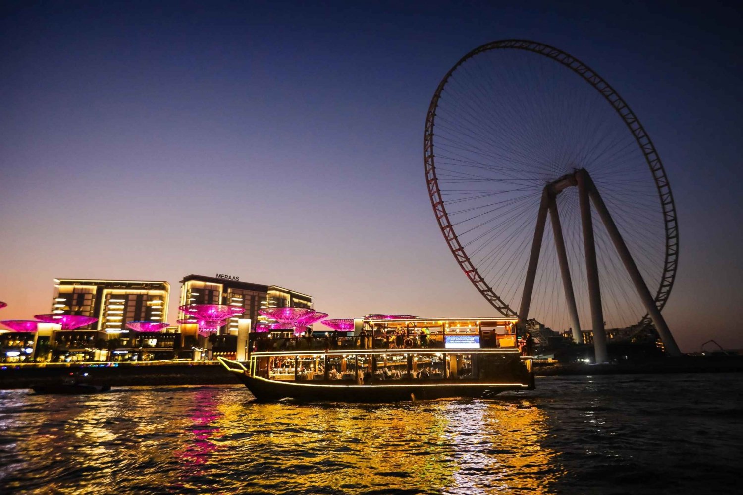 Dubai: Marina Dhow Cruise Dinner Experience