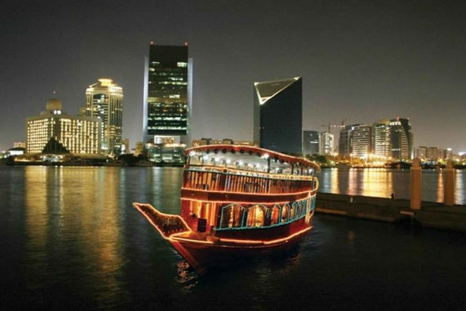 Dubai Marina Dhow Cruise-middag med transport til hotellet