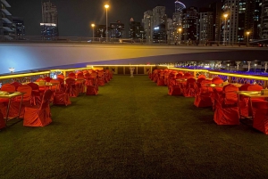 Marina de Dubai: Cruzeiro com jantar em um barco tradicional