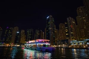 Dubai: Marina Dinner Cruise with Drinks & Live Music