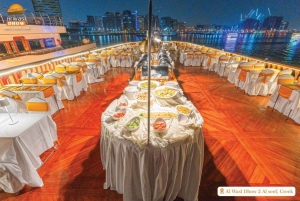 Dubai: Crociera con cena nella Marina con intrattenimento dal vivo