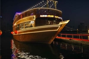 Dubai: Marina-Dinner-Bootsfahrt mit Tanoura-Tanzshow
