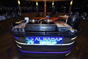 Dubai: Marina-Dinner-Bootsfahrt mit Tanoura-Tanzshow