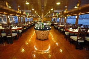 Dubai: Marina-Dinner-Bootsfahrt mit Tanoura-Tanzshow