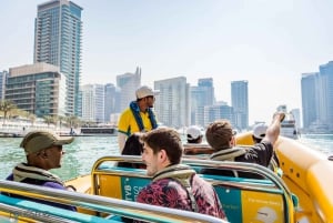 Dubai Marina: Guided Sightseeing Tour by Speedboat