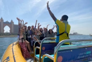 Dubai Marina: Guided Sightseeing Tour by Speedboat