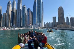 Dubai Marina: Guided Sightseeing Tour by Speedboat