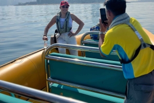 Dubai Marina: Guided Sightseeing Tour by Speedboat