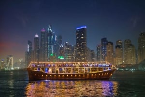 Dubai: Marina Luxury Dhow -risteily 5 tähden intialaisella illallisella