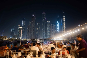 Dubai: Lyxig dhow-kryssning i marinan med 5-stjärnig indisk middag