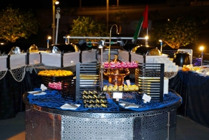 Dubai: Crucero con cena en dhow de lujo por el puerto deportivo