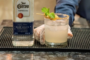 Dubai: Marina Sunset or Dinner Cruise -Live Shows & Open Bar