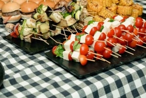 Dubai Marina Luxury Yacht Party with BBQ, Open Bar & Live DJ