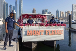 Dubai Marina: Private Boat Tour with Flower