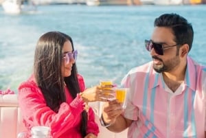 Dubai Marina: crociera privata con la barca a tema floreale Mont Fleuri