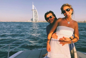 Dubai: Marina Sightseeing and Swimming Cruise