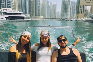 Dubai: Marina Sightseeing and Swimming Cruise