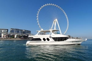 Dubai: Marina Sightseeing Cruise with Ain Wheel View: Marina Sightseeing Cruise with Ain Wheel View