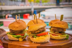 Dubai: Passeio pela Marina num iate com pequeno-almoço