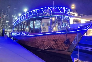 Cena en Crucero Dhow Vip por el Puerto Deportivo de Dubai con espectáculo de Tanora
