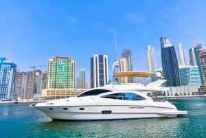 Dubai: Marina Yacht Cruise with Breakfast, Lunch, or Dinner